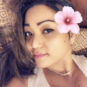 Meet your Posher, Hien